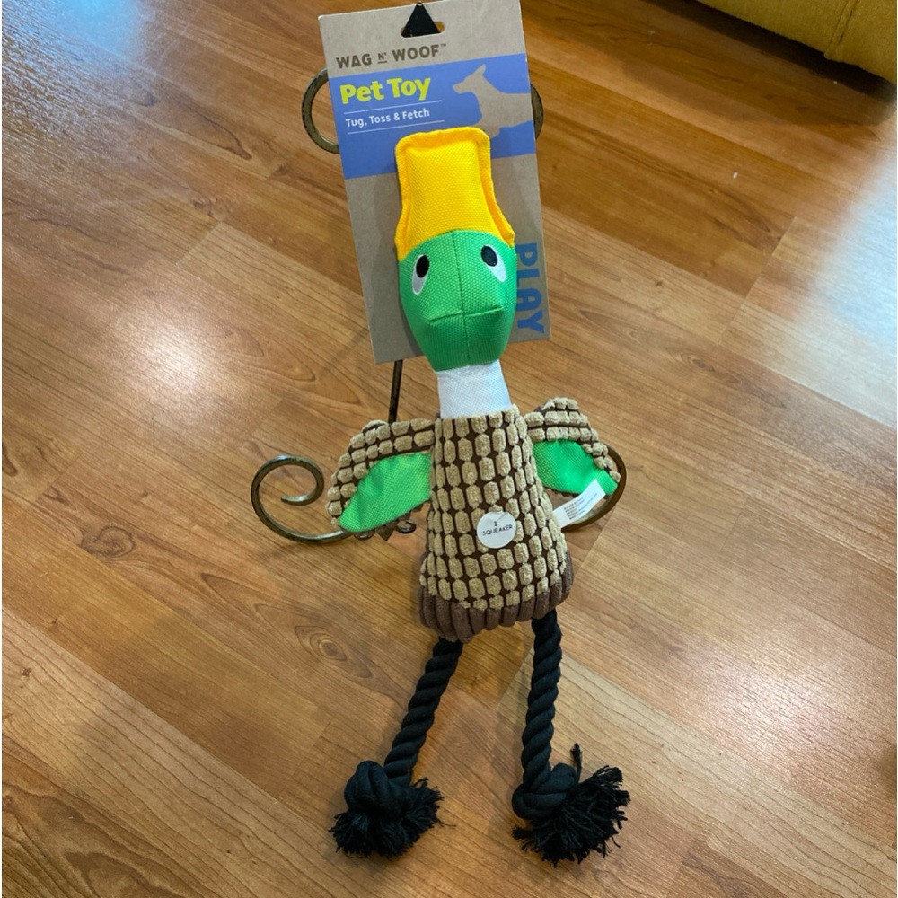 - Jmle - Brand New Wag N Woof  Dog Toy With Squeaker 16”